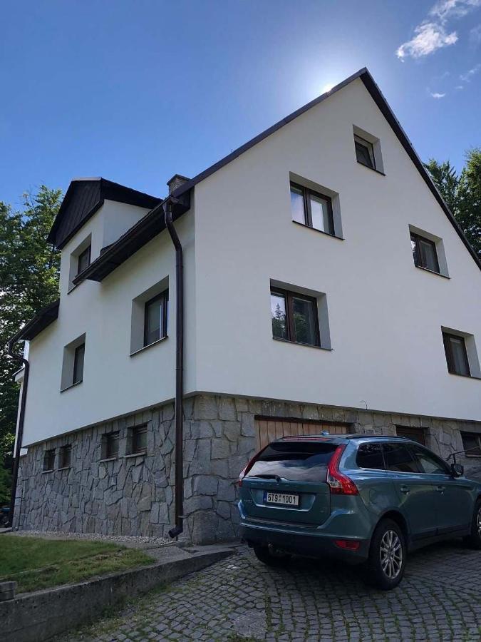 Apartmany U Vleku - Podkrovni Apartman Карлова-Студанка Экстерьер фото